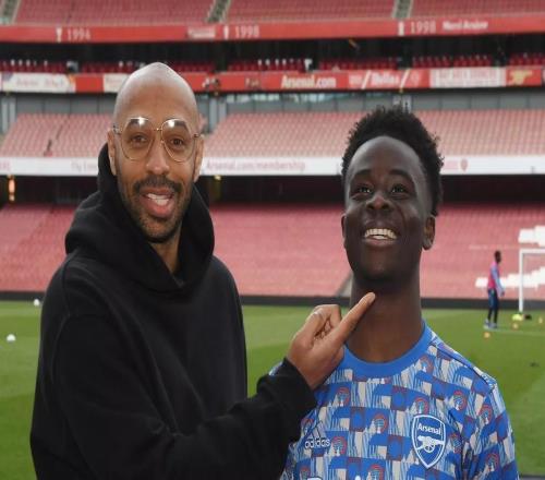 亨利祝賀薩卡：繼續前進布卡約！我為你感到驕傲