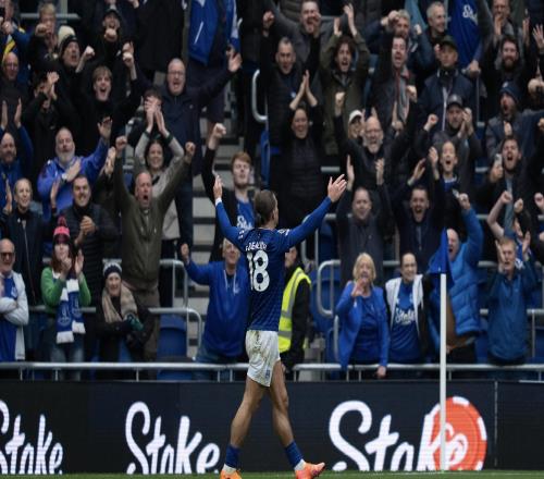 苦主！去年9月水晶宮也在客場(chǎng)遭埃弗頓逆轉(zhuǎn)，近10次交手0勝率